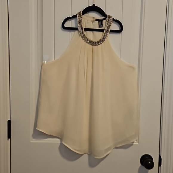 Forever 21 Tops - Halter Flowly Top With Neck Embellishments Size M